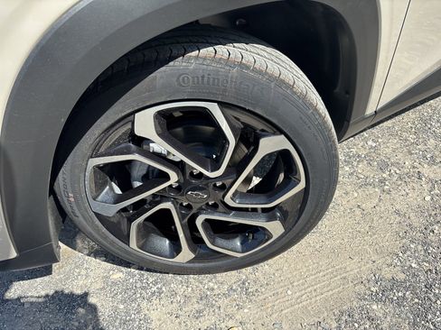 New 2026 Chevrolet Trax RS FWD image 13