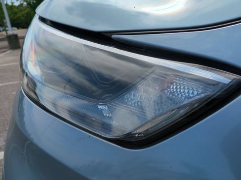 Used 2022 Toyota Highlander XLE FWD image 10