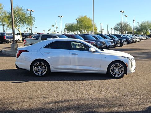 Used 2021 Cadillac CT4 Premium Luxury image 4