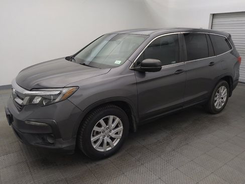 Used 2021 Honda Pilot LX image 2