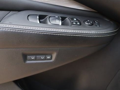 Used 2017 Nissan Murano Platinum w/ Platinum Technology Package FWD image 35