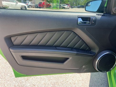 Used 2014 Ford Mustang GT Premium w/ Electronics Package RWD image 11