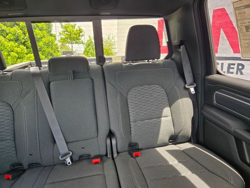 New 2026 RAM 1500 Big Horn AWD/4WD image 14