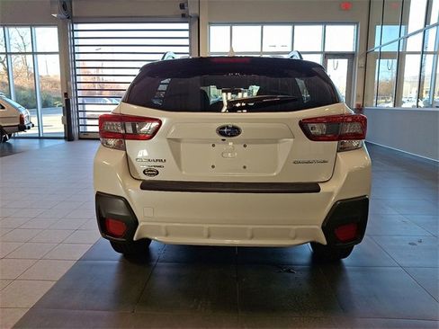 Certified 2023 Subaru Crosstrek 2.0i Premium image 5
