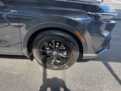 Used 2025 Honda CR-V Sport-L image 11