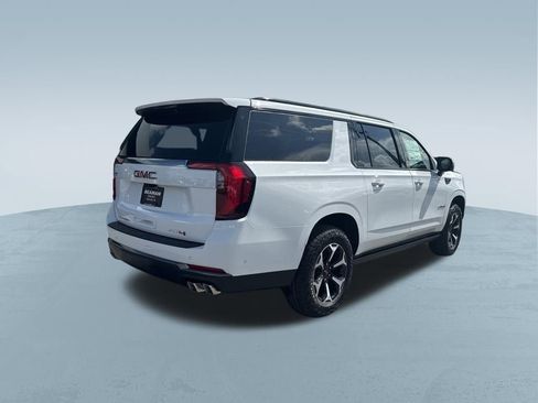 New 2026 GMC Yukon XL AT4 w/ AT4 Premium Plus Package AWD/4WD image 9