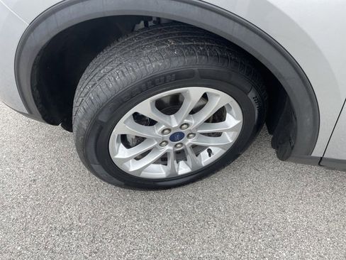 Used 2022 Ford Escape SE image 14