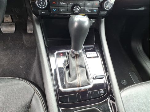 Used 2022 Jeep Compass Limited image 25