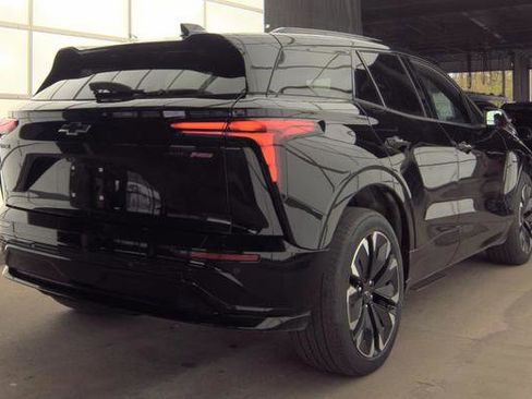 Used 2024 Chevrolet Blazer EV RS AWD/4WD image 3