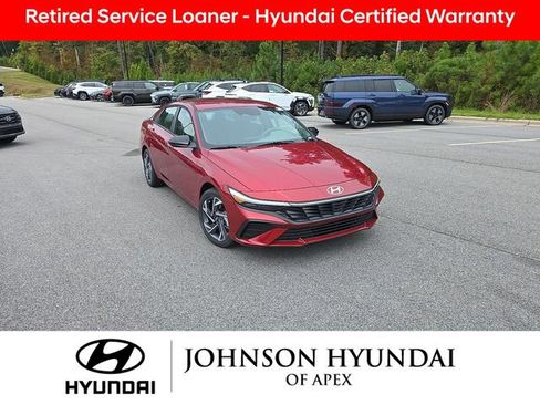 Certified 2025 Hyundai Elantra Sport FWD image 12
