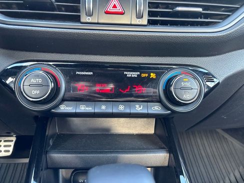 Used 2022 Kia Forte GT-Line FWD image 22