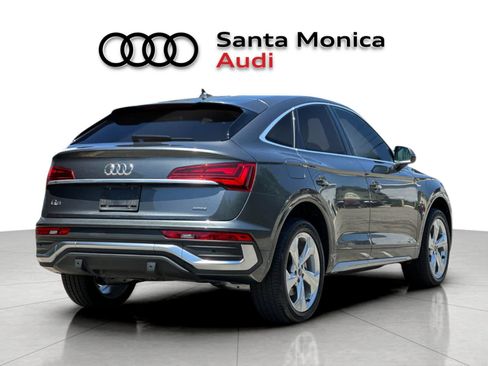 Used 2023 Audi Q5 2.0T Premium w/ Convenience Package AWD/4WD image 2