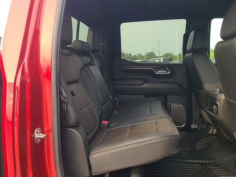 Used 2024 Chevrolet Silverado 1500 High Country w/ Technology Package AWD/4WD image 29