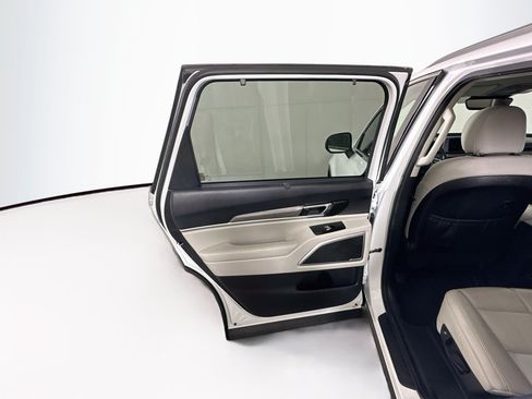 Used 2020 Kia Telluride EX FWD image 27