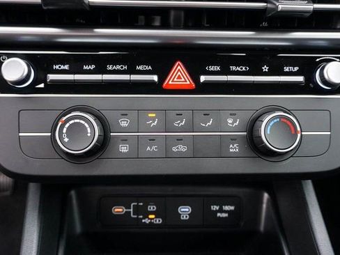 New 2026 Hyundai Santa Cruz SE FWD image 17