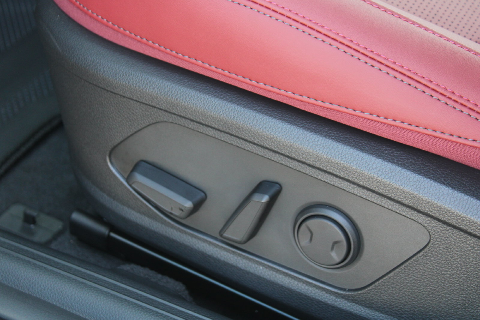New 2026 Kia K5 GT-Line w/ GT-Line Red Interior Package FWD image 22