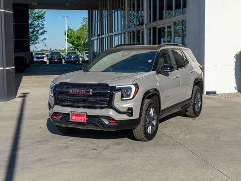 New 2026 GMC Terrain AT4 AWD/4WD image 3