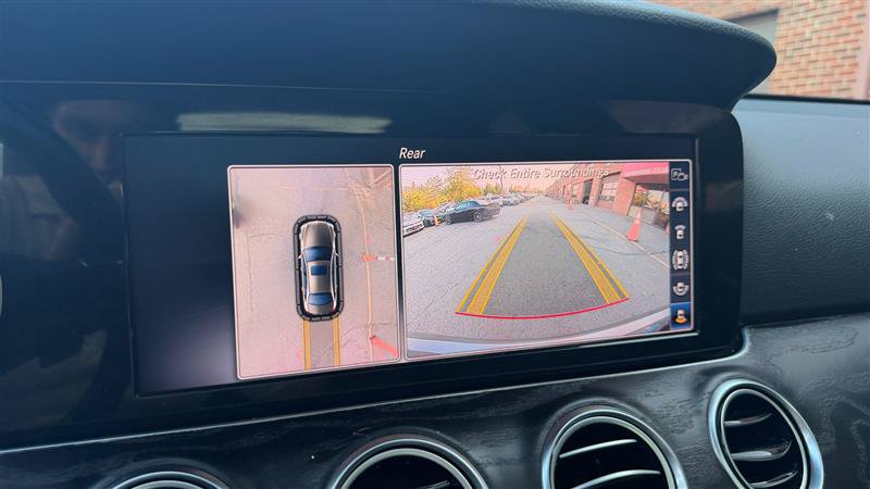 Used 2018 Mercedes-Benz E 300 image 37
