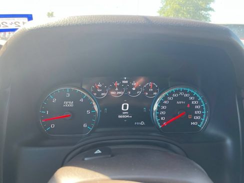 Used 2019 Chevrolet Tahoe Premier RWD image 19
