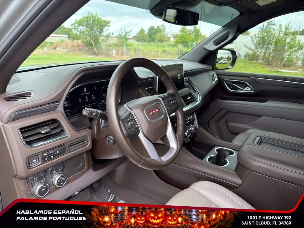 Used 2024 GMC Yukon SLT w/ SLT Luxury Package AWD/4WD image 17