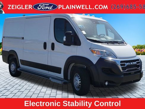 Used 2025 RAM ProMaster 2500 w/ U-Haul Equipment Group FWD image 7