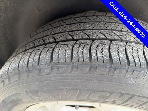 Used 2011 Ford Edge SEL w/ 202A Rapid Spec Order Code image 9