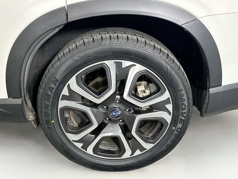 Used 2024 Subaru Ascent Limited image 11