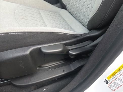 Used 2022 Chevrolet Equinox LS w/ LPO, Floor Liner Package image 22