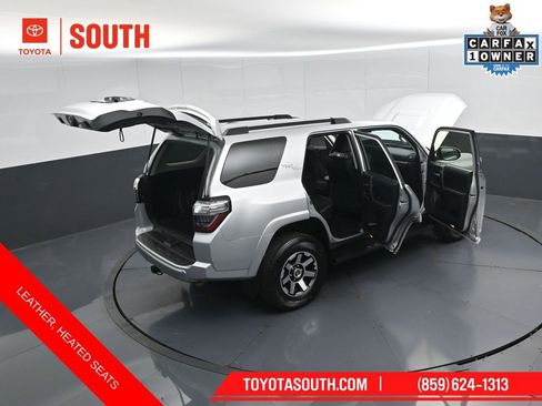 Used 2024 Toyota 4Runner TRD Off-Road Premium AWD/4WD image 50