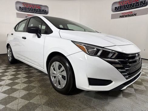 Used 2024 Nissan Versa S FWD image 1