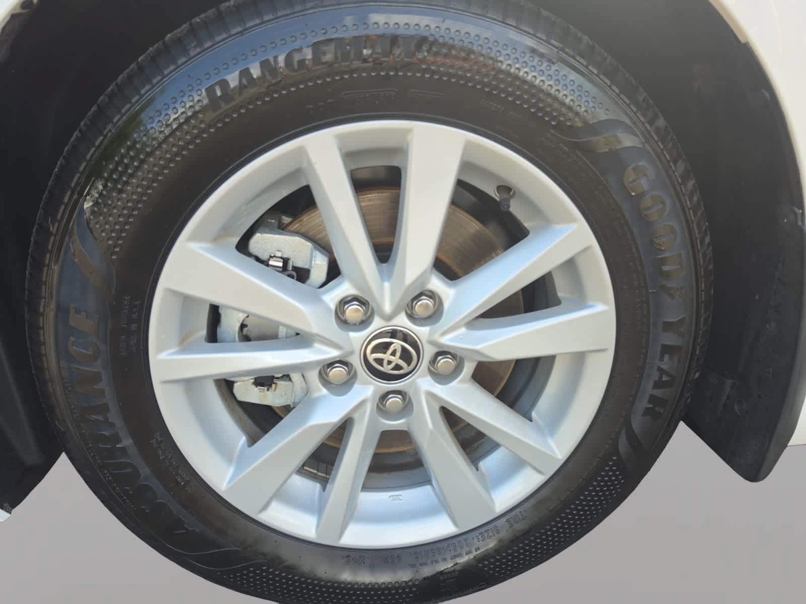 Used 2026 Toyota Camry LE w/ Convenience Package AWD/4WD image 9