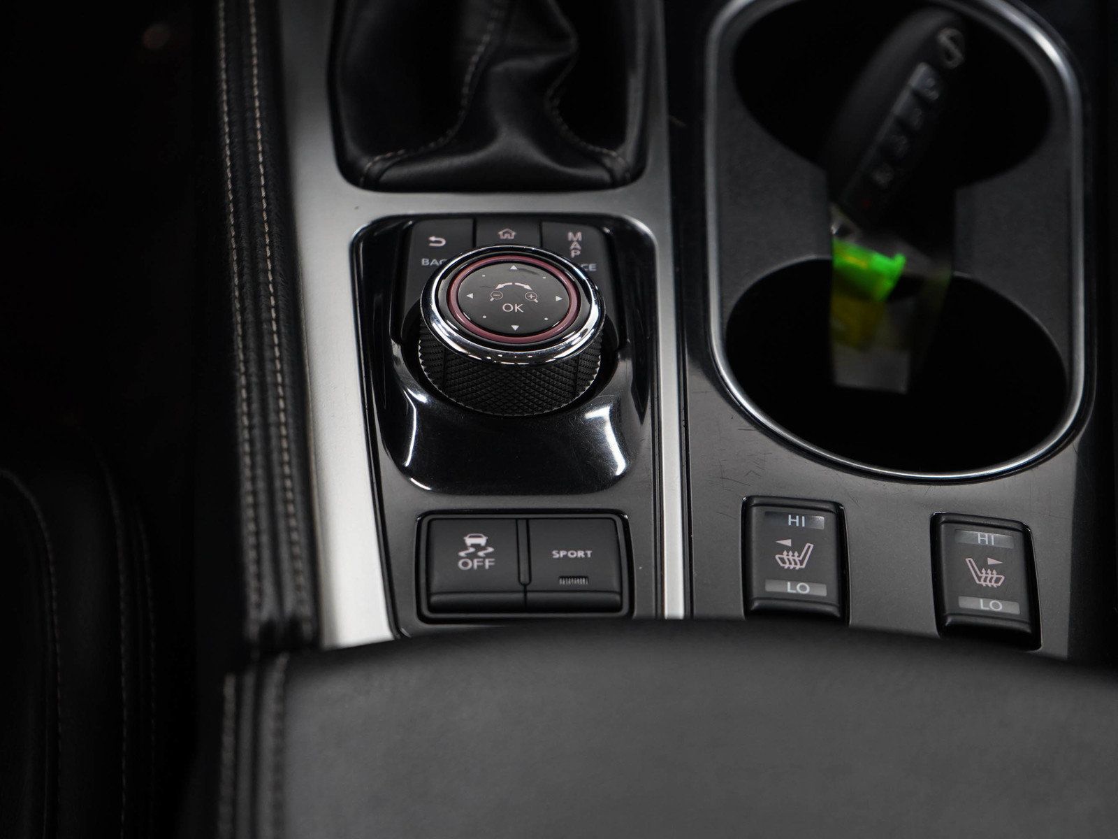 Used 2023 Nissan Maxima SL FWD image 19