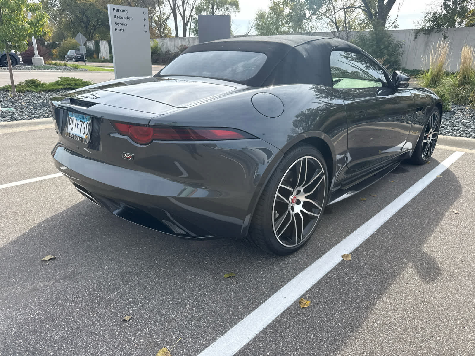 Used 2020 Jaguar F-TYPE Convertible RWD image 4