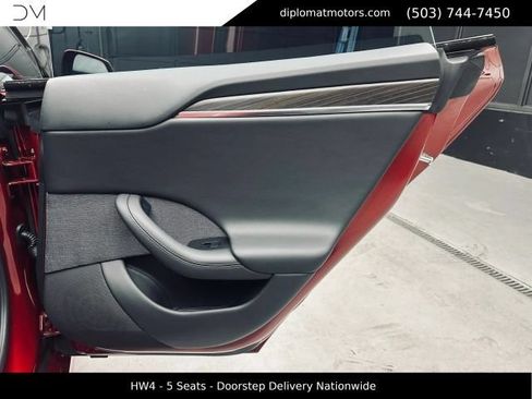 Used 2024 Tesla Model S AWD/4WD image 26