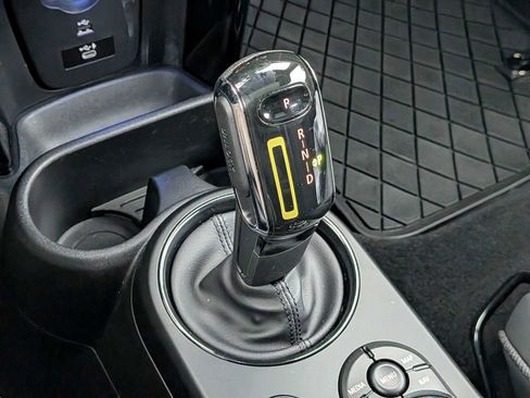 Used 2022 MINI Cooper SE image 30