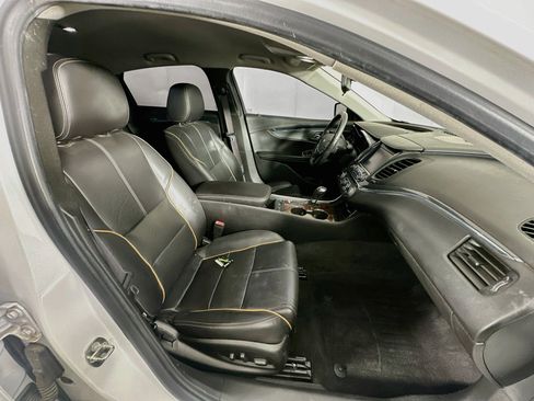 Used 2015 Chevrolet Impala LTZ FWD image 29