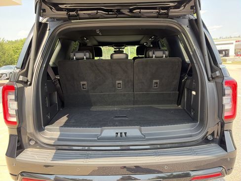 Used 2023 Ford Expedition Limited RWD image 35