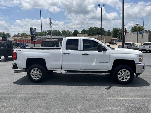 Used 2015 Chevrolet Silverado 2500 LT w/ LT Convenience Package AWD/4WD image 6