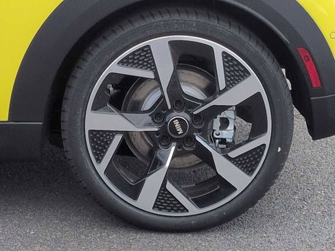 New 2026 MINI Cooper 2-Door Hardtop image 14