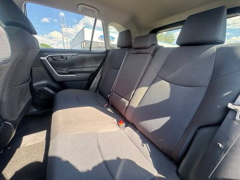 Used 2019 Toyota RAV4 LE w/ Carpet Mat Package AWD/4WD image 10