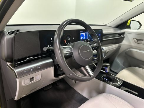 Used 2025 Hyundai Kona SEL FWD image 62
