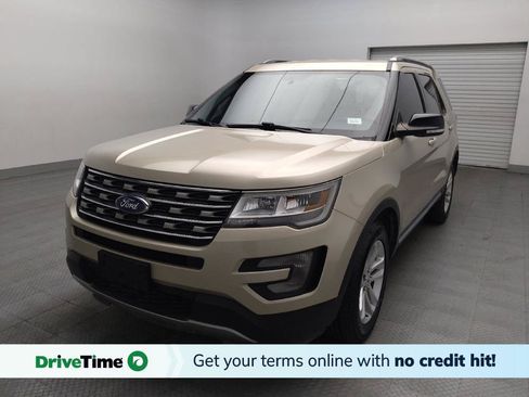 Used 2017 Ford Explorer XLT w/ Equipment Group 201A FWD image 1