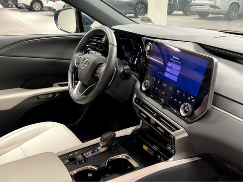 Certified 2025 Lexus RX 350 Premium w/ Convenience Package AWD/4WD image 33