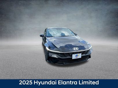 New 2025 Hyundai Elantra Limited