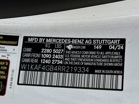 Used 2024 Mercedes-Benz C 300 Sedan image 12