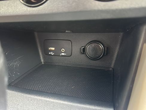 Certified 2023 Subaru Forester AWD/4WD image 35