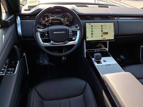 New 2026 Land Rover Range Rover SE AWD/4WD image 9