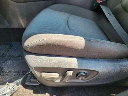 Used 2025 Toyota RAV4 XLE w/ Convenience Package AWD/4WD image 14
