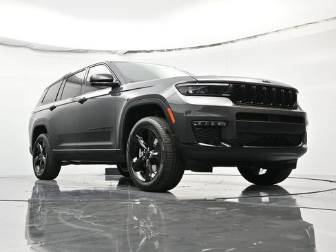New 2025 Jeep Grand Cherokee L Limited image 50