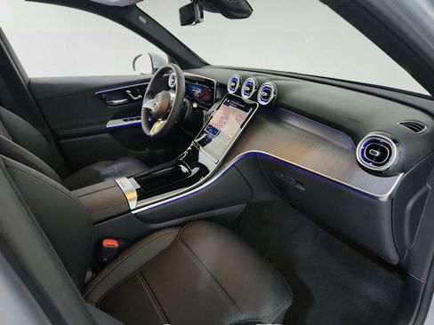 Used 2026 Mercedes-Benz GLC 300 4MATIC image 19